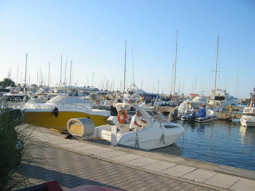 Holiday Dreams Apartment Francavilla Al Mare Exterior photo