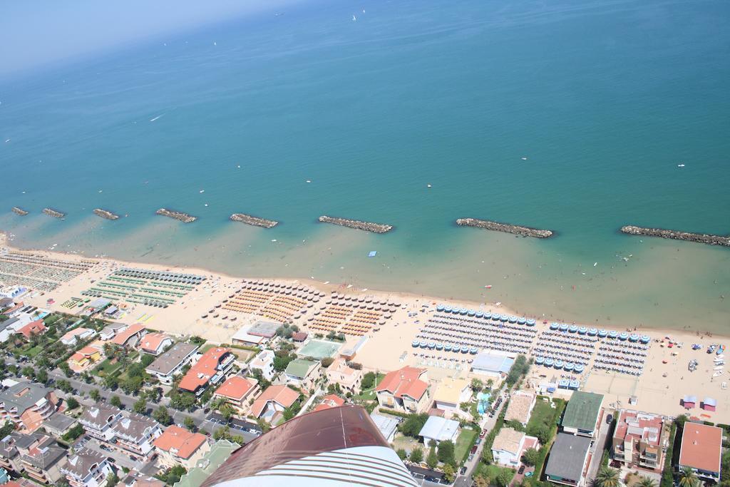 Holiday Dreams Apartment Francavilla Al Mare Exterior photo
